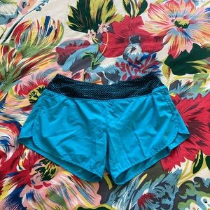 Medium Nike running shorts